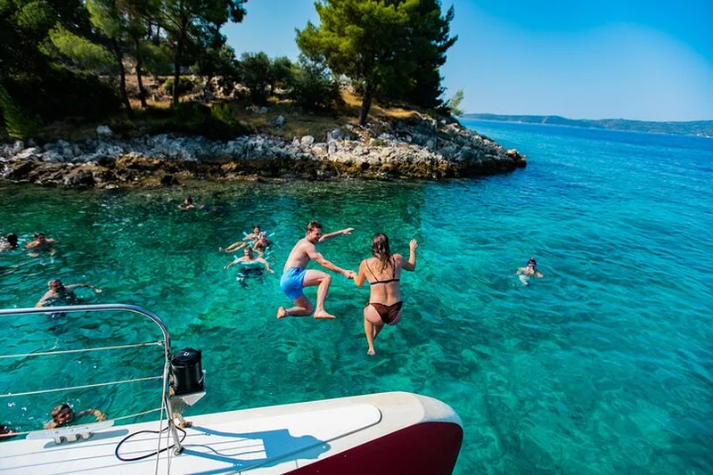 Full-Day Catamaran Cruise to Hvar & Pakleni Islands with Food and free Drinks — photo 2